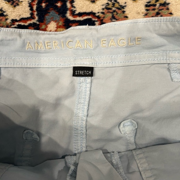 AMERICAN EAGLE Light Blue Cargo Shorts Frayed Hem Pockets Stretch 10 EUC - Picture 3 of 7